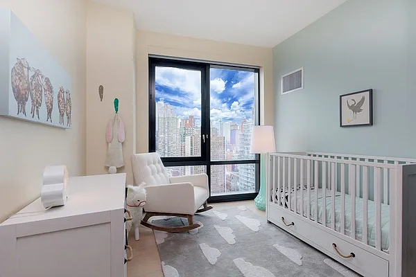 Rented by The Dermot Realty Management Company | media 9