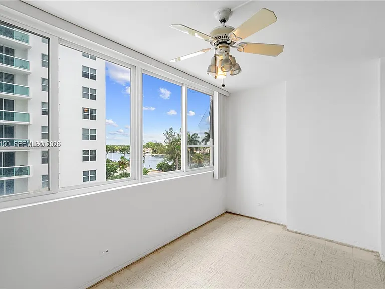 5005 Collins Ave #509 — Photo 25