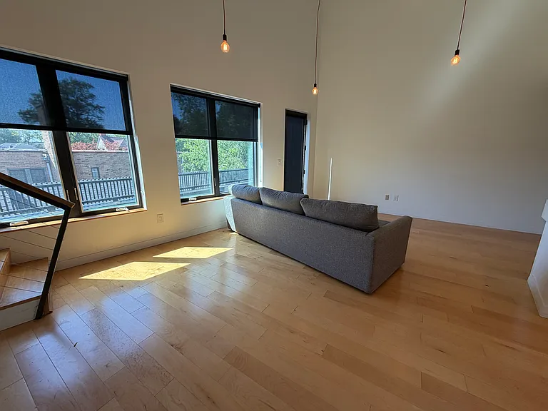 15 Allen St #302 — Photo 7