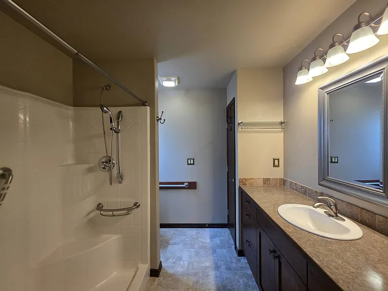 1523 Sacajawea Ave — Photo 24