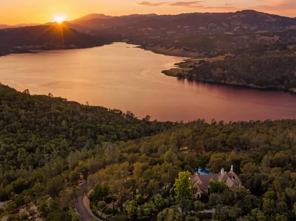 40 Long Ranch Road, St. Helena, CA 94574