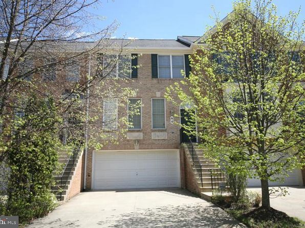 60 Calabash Ct