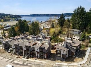 18115 65th Ave NE, Kenmore, WA 98028