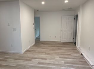 (Undisclosed Address), Bristol, RI 02809