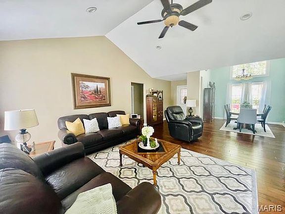 5th image of 866 Auburn Dr
