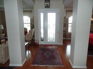 12402 W Pheasant Ridge Dr, Huntley, IL 60142