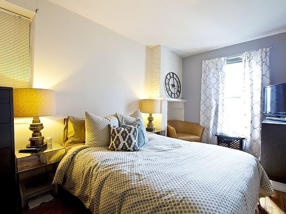 2nd image of 348 W 47th St APT 2B