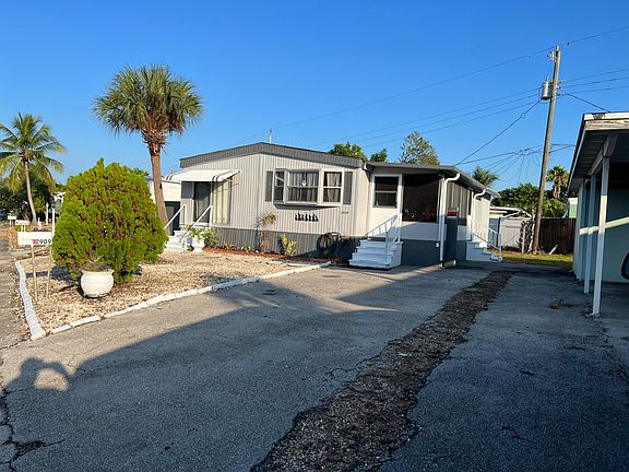 3rd image of 2909 Plumosa Lane