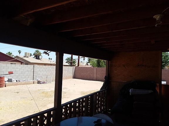3rd image of 5702 W Windsor Ave
