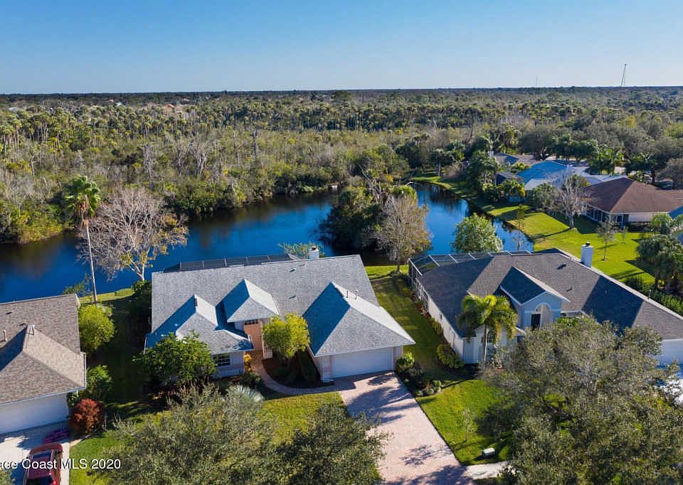 1st image of 8035 Kingswood Way