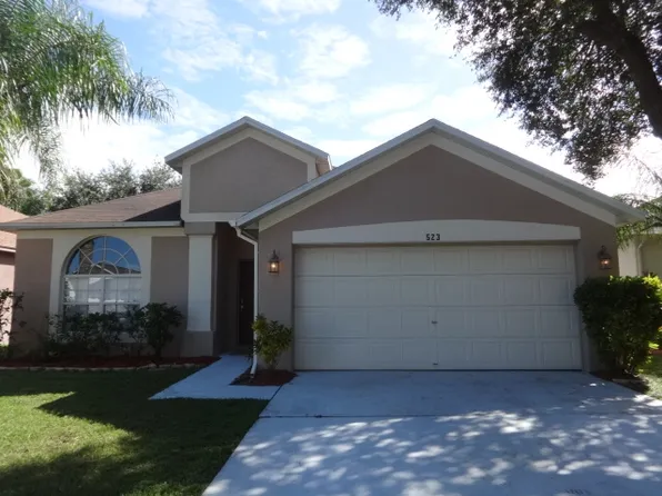 523 Royal Ridge St, Valrico, FL 33594