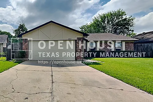 2031 Wigmaker Dr Photo 1