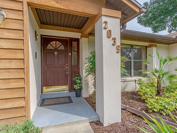 2nd image of 2039 Berrien Dr
