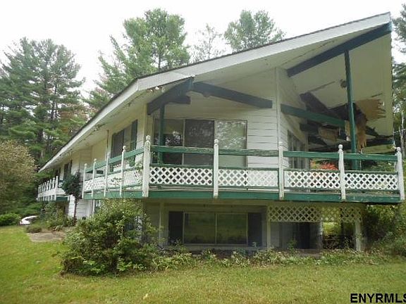 2nd image of 9 Skyline Dr