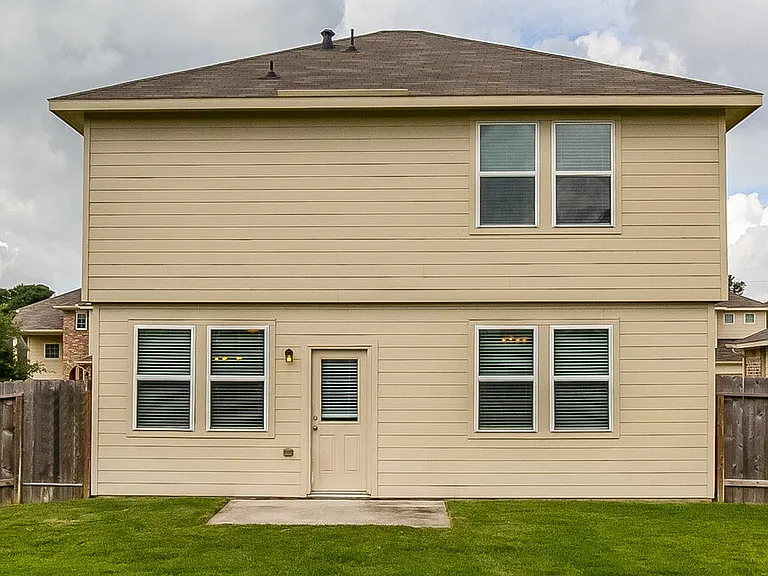 23630 Maple View Dr — Photo 15
