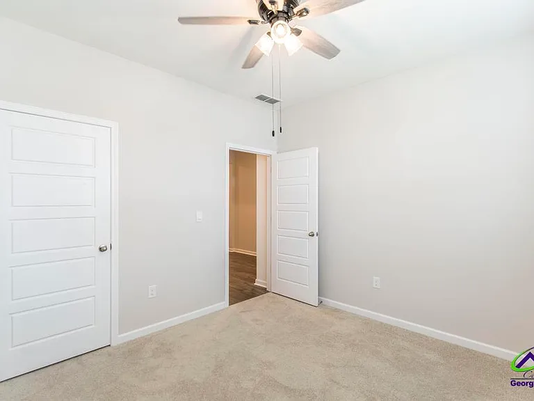 123 Taylor Woods Ct — Photo 17