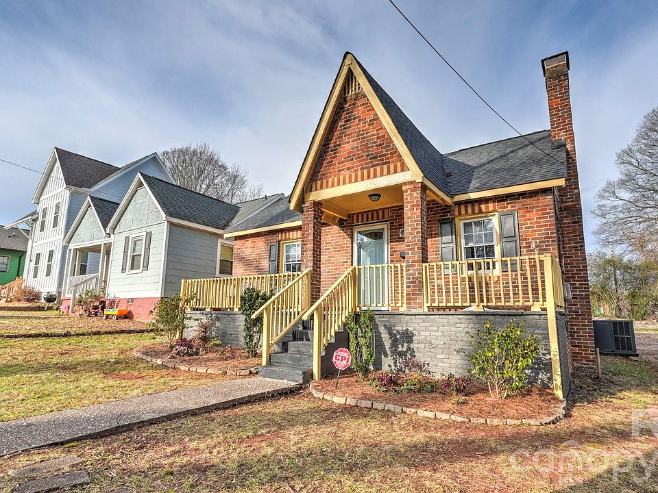 1st image of 3224 Rogers St