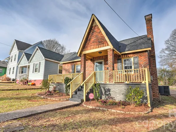 3224 Rogers St, Charlotte, NC 28208