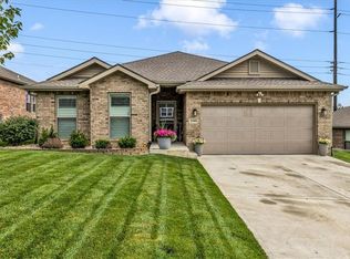 21404 W 47th Ter, Shawnee, KS 66218