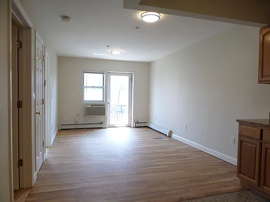 Rented by Vass Stevens Group | media 35