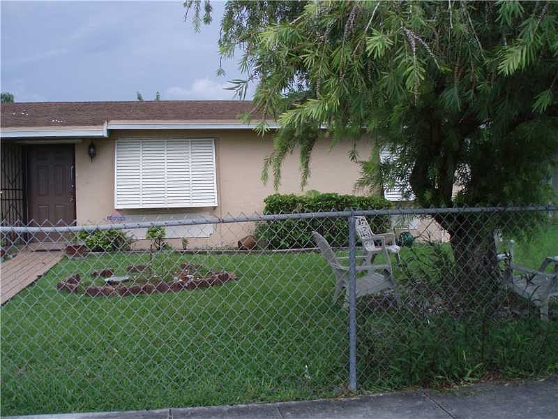 2nd image of 1795 SW 8th St