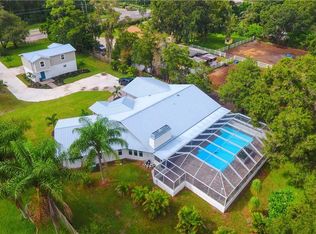 6717 Proctor Rd, Sarasota, FL 34241