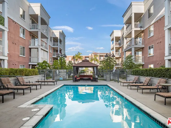 3740 Santa Rosalia Dr APT 201, Los Angeles, CA 90008