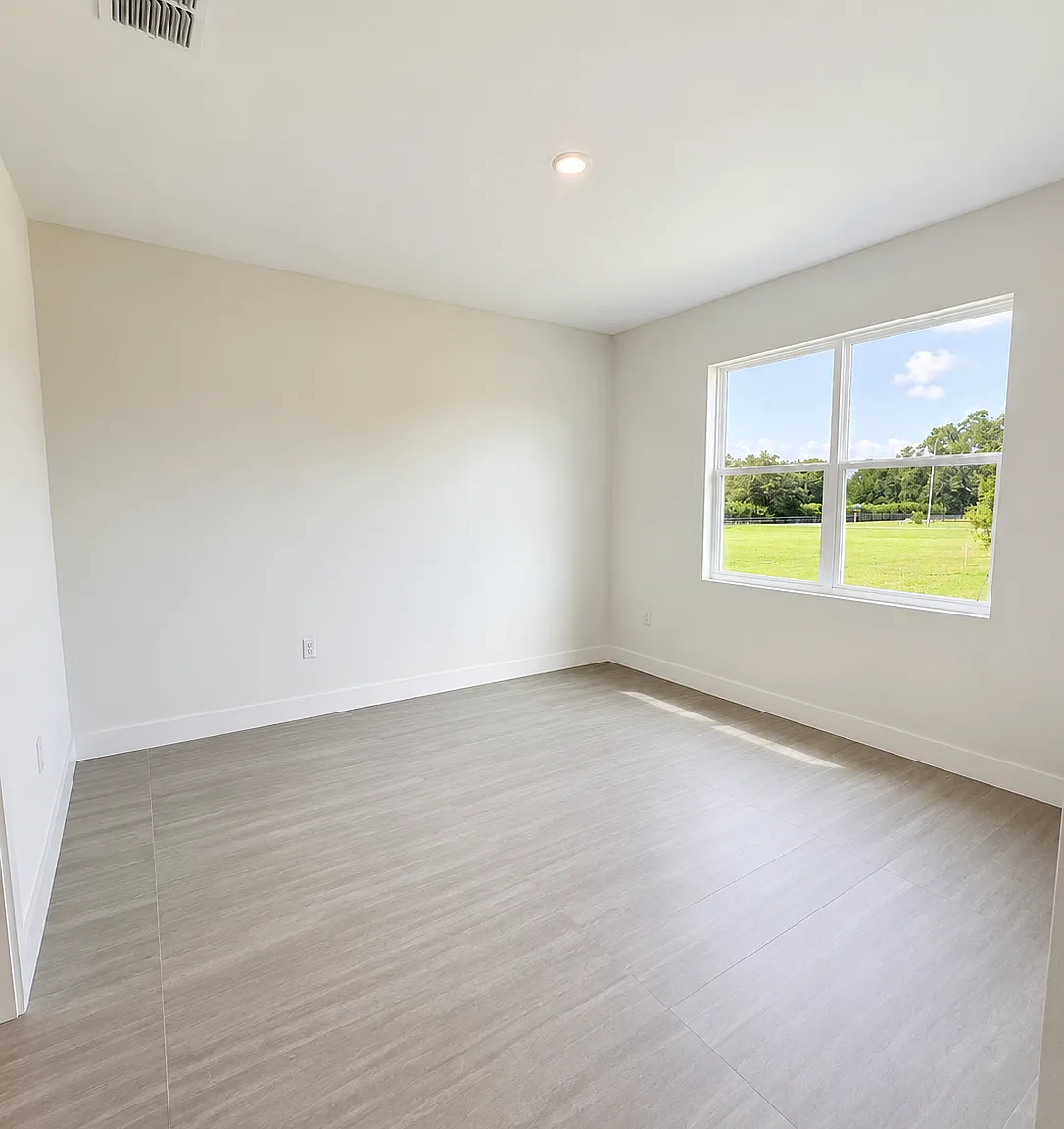 3 bed, 1437 sqft, $2,000 — Photo 3