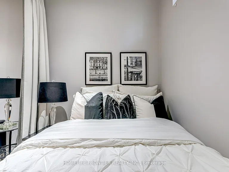 6 Dalmeny Rd #LOWER — Photo 10