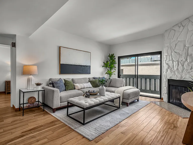 8162 Manitoba St #202 — Photo 23
