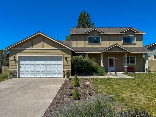 821 Quail Point Dr, Klamath Falls, OR 97601