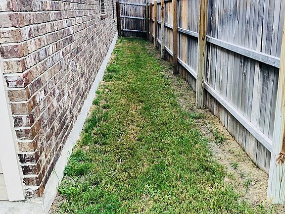 4th image of 14531 Rawhide Way