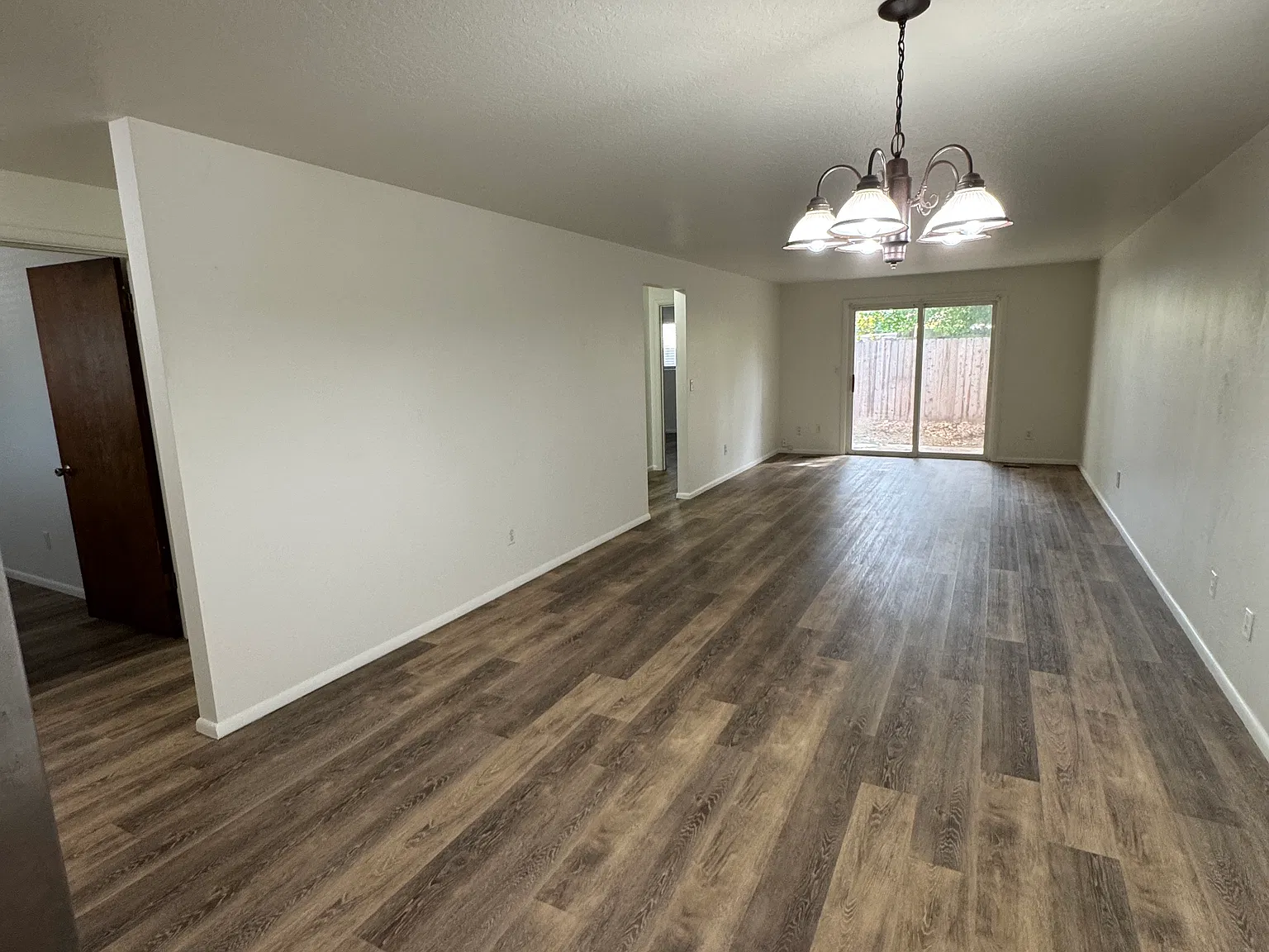 3 bed, 1214 sqft, $1,850 — Photo 4
