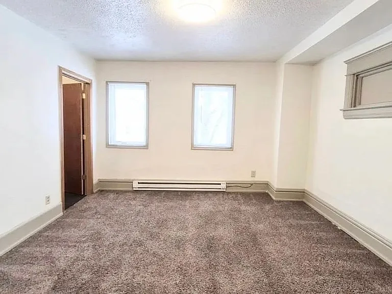315 Aurora Ave — Photo 9