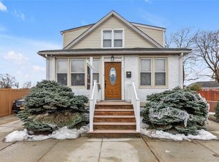 47 Murray Hill Street, Elmont, NY 11003