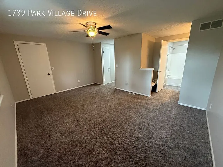 1739 Park Village Dr — Photo 26