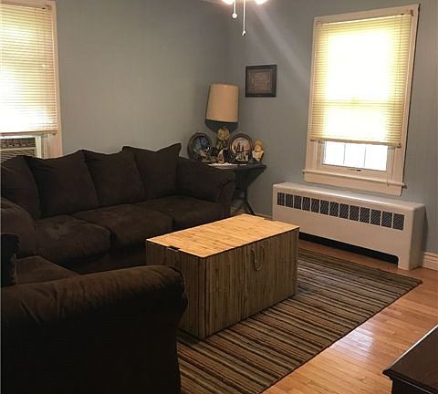 5th image of 24 Oakleigh St