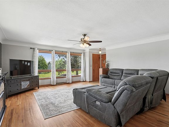 2nd image of 2762 Teresa Dr SW