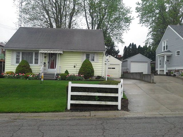1st image of 329 E Washington Ave