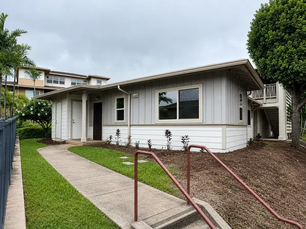 217 Hooulu Ln, Wailuku, HI