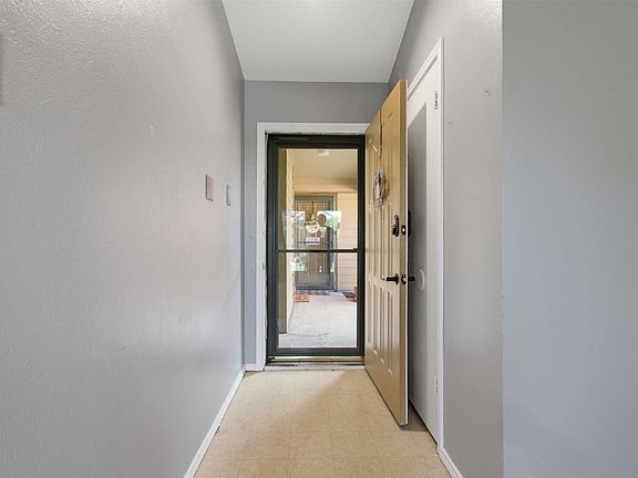 5th image of 5909 Lake Hubbard Pkwy APT 211