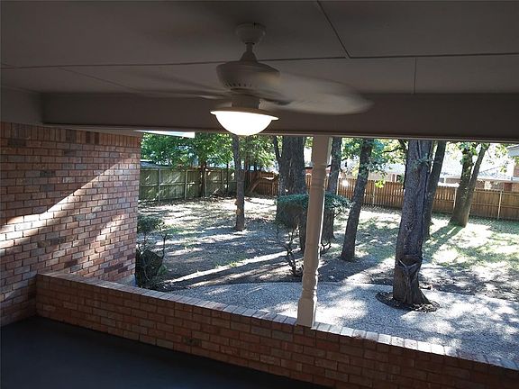 3rd image of 915 Northwood Blvd