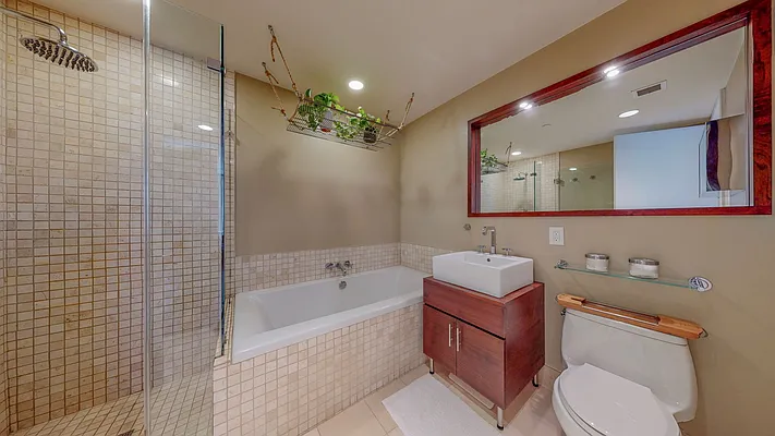 Sold by Digs Realty Group | media 14