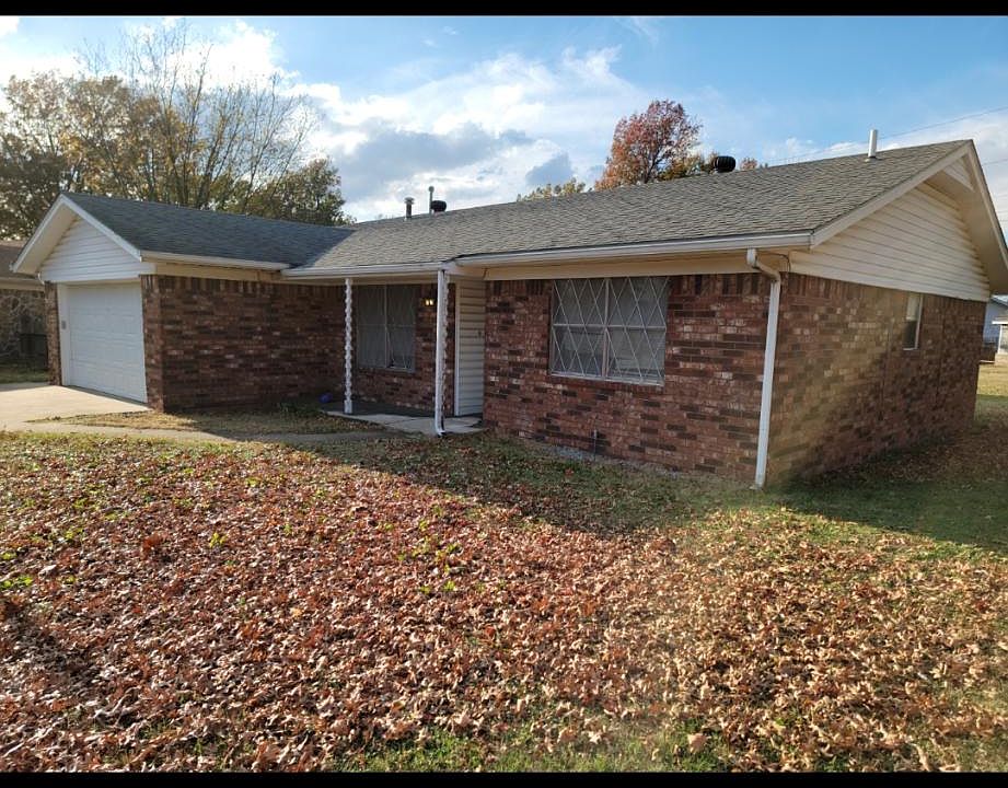 1st image of 1100 Cottonwood Ct