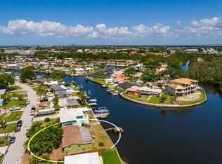 9439 Sun Isle Dr NE LOT 18, Saint Petersburg, FL 33702