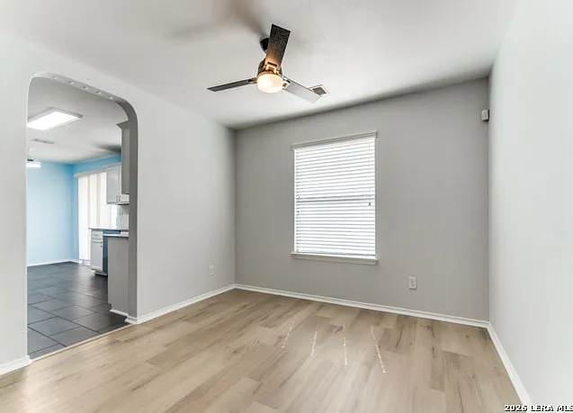 9510 Caspian Frst — Photo 7