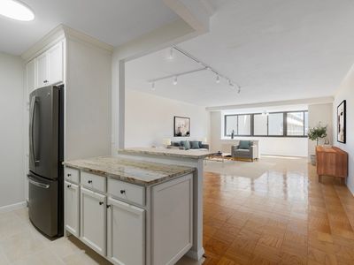 6 Whittier Pl APT 9H, Boston, MA, 02114
