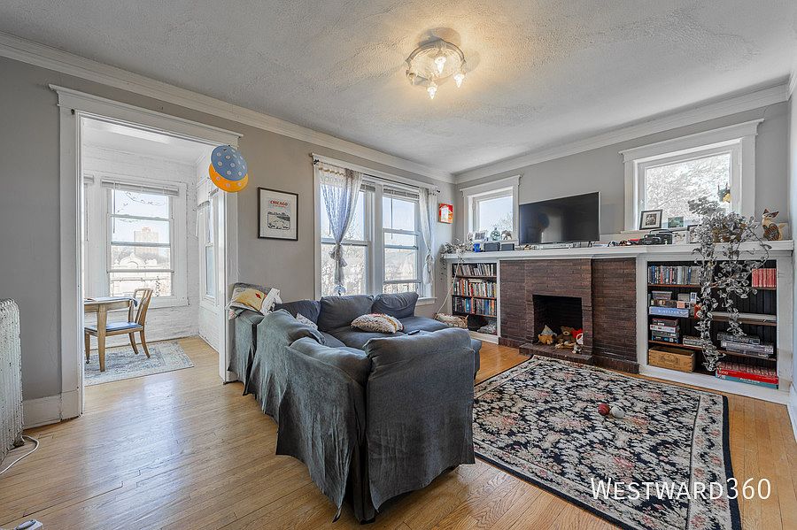 1st image of 5232 N Glenwood Ave #3