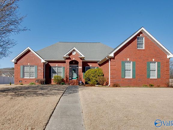 3rd image of 14000 Camden Cir SE