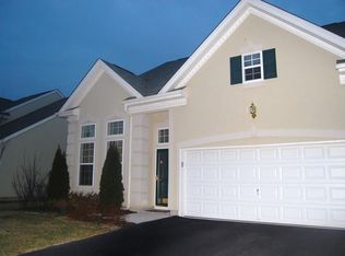 37 Pebble Creek Rd, Dayton, NJ 08810